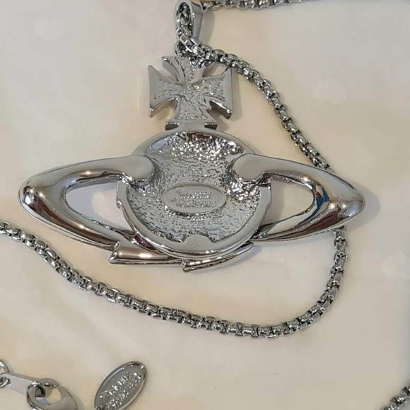 Vivienne Westwood Pink Galaxy Crystal Orb Necklace - Picture 3 of 3